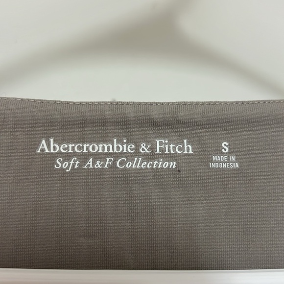 Abercrombie Square Neck Long Sleeve Bodysuit - Picture 2 of 2